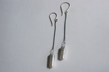 Load image into Gallery viewer, Pearl Chain Earrings