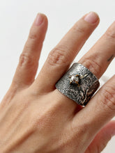 Load image into Gallery viewer, Hematite Shield Ring