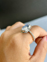 Load image into Gallery viewer, Blue Moonstone Twist Ring 7.5