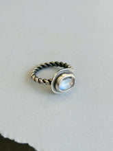 Load image into Gallery viewer, Oval Moonstone Twist Ring 6