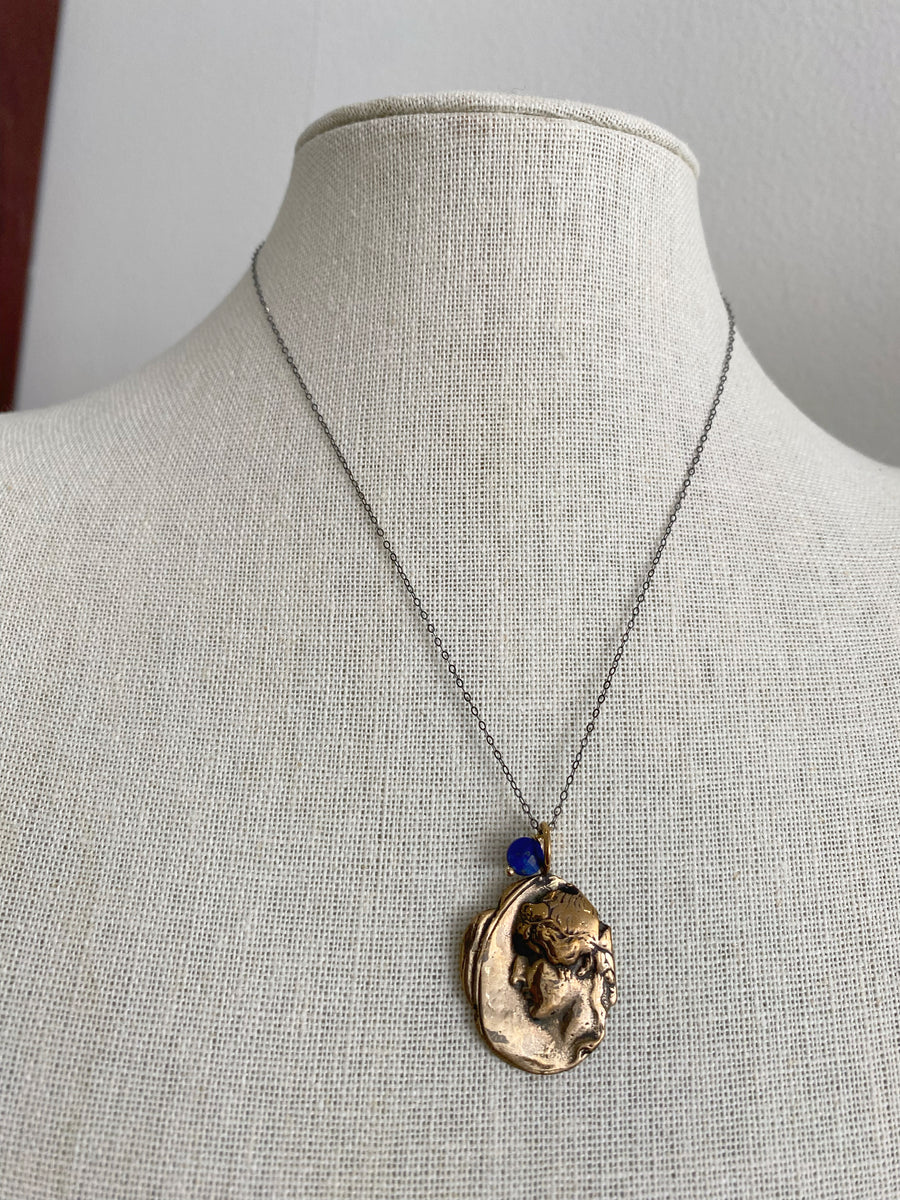 Atinous Amulet With Lapis Lazuli