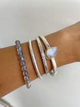 Load image into Gallery viewer, Small Moonstone Drop Cuff